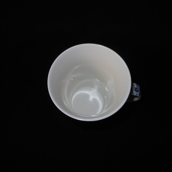 colorful coffee mug. Maxwell & Williams Blue Tapestry - Picture 5 of 6